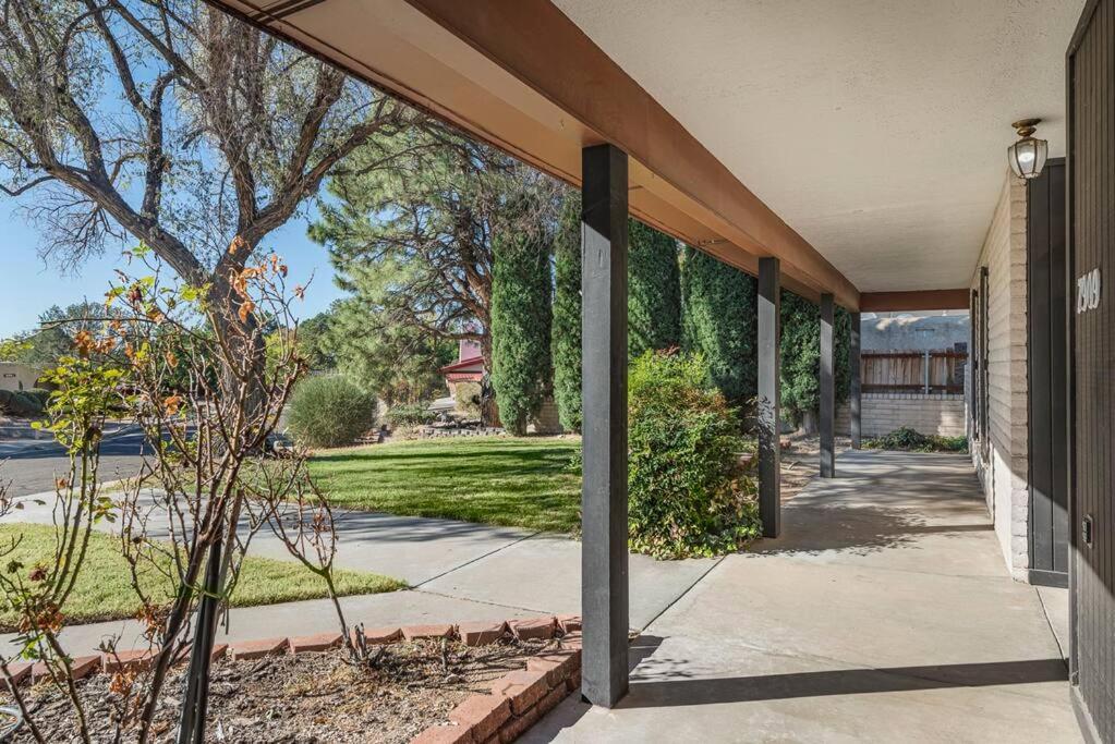Chic 5 Bed Rooms Boho Retreat With - Games & Outdoor Movies! Albuquerque Exterior foto
